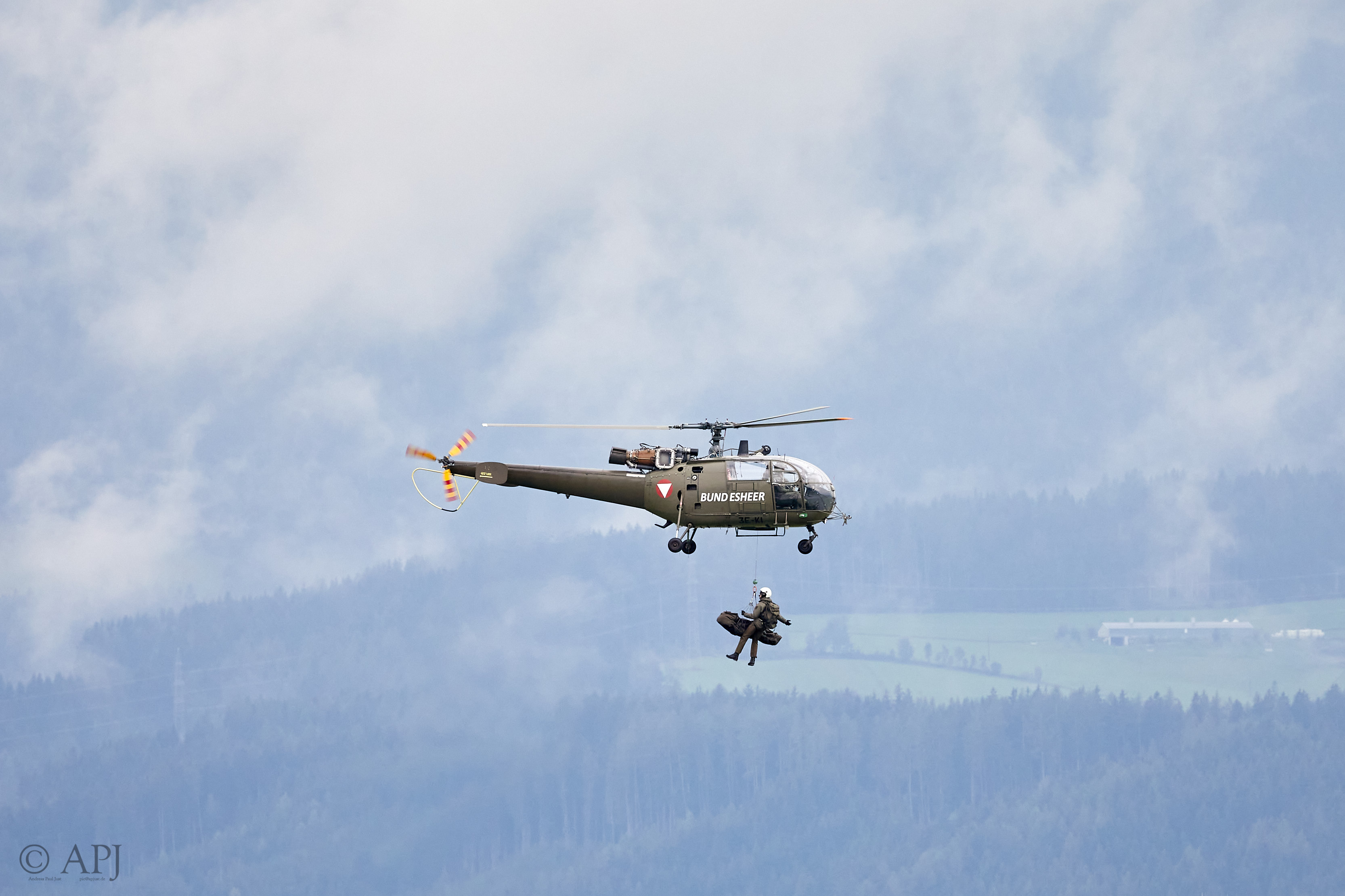 1057 APJ 7528 Airpower 2019