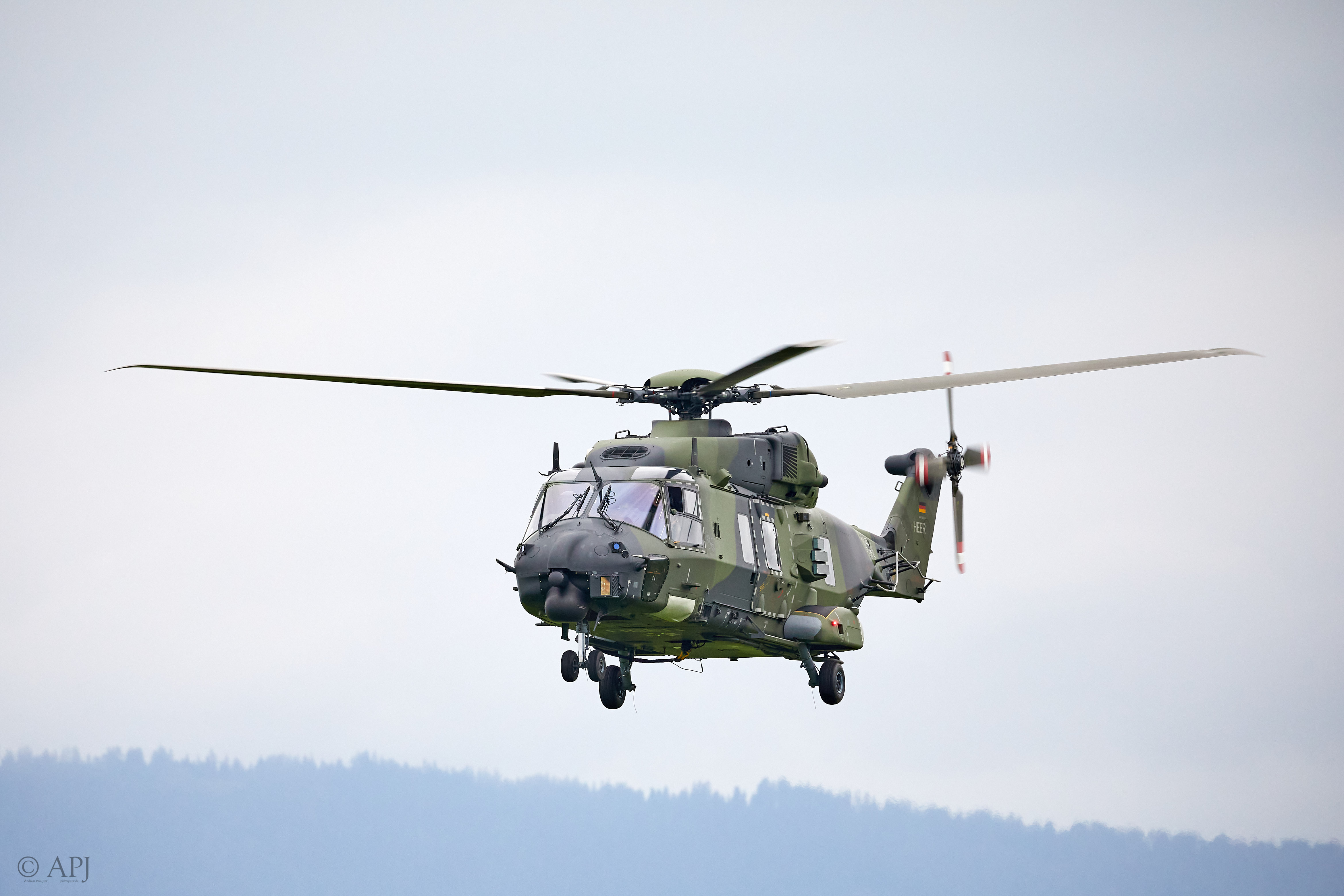 1206 APJ 7677 Airpower 2019