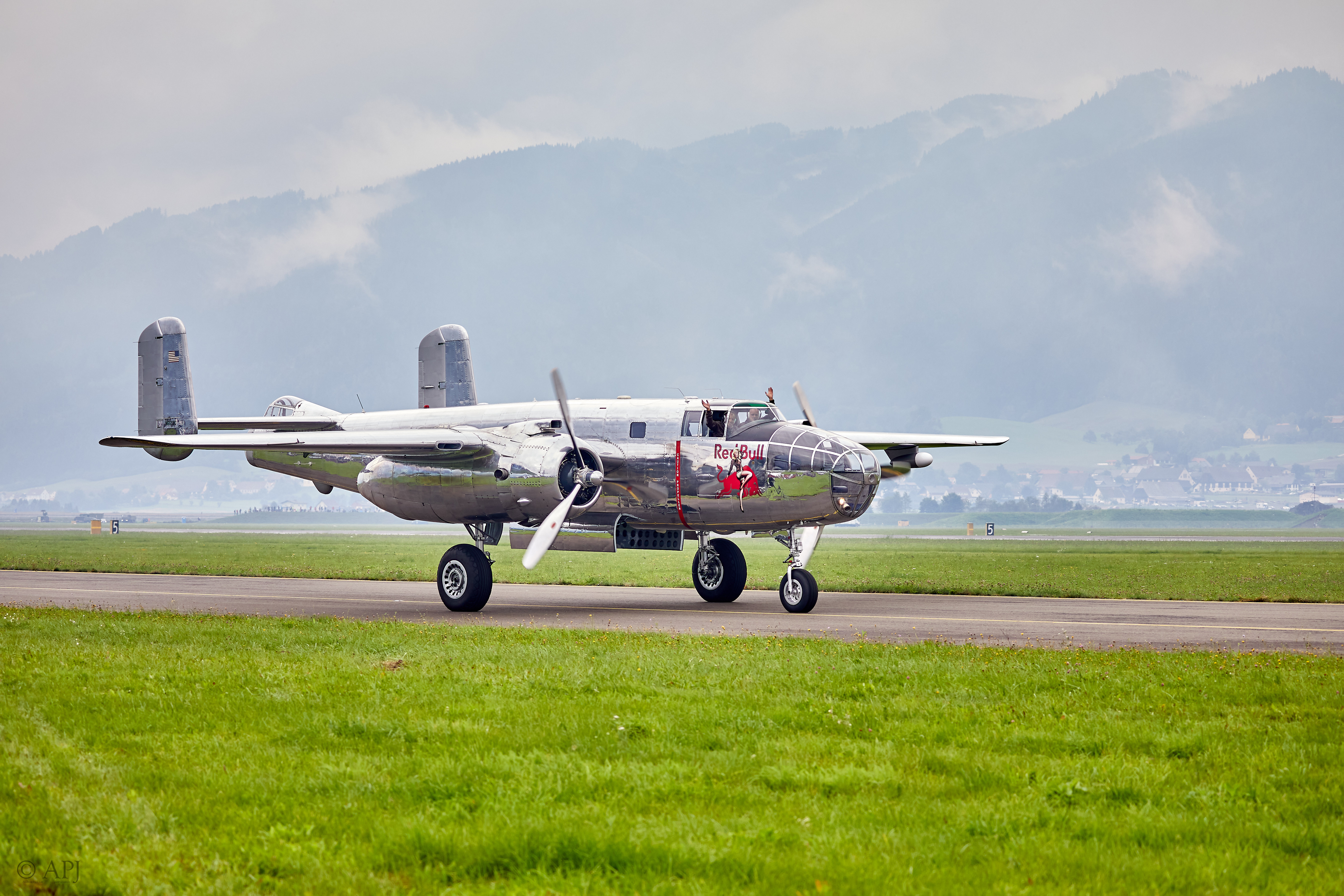 2442 APJ 8915 Airpower 2019