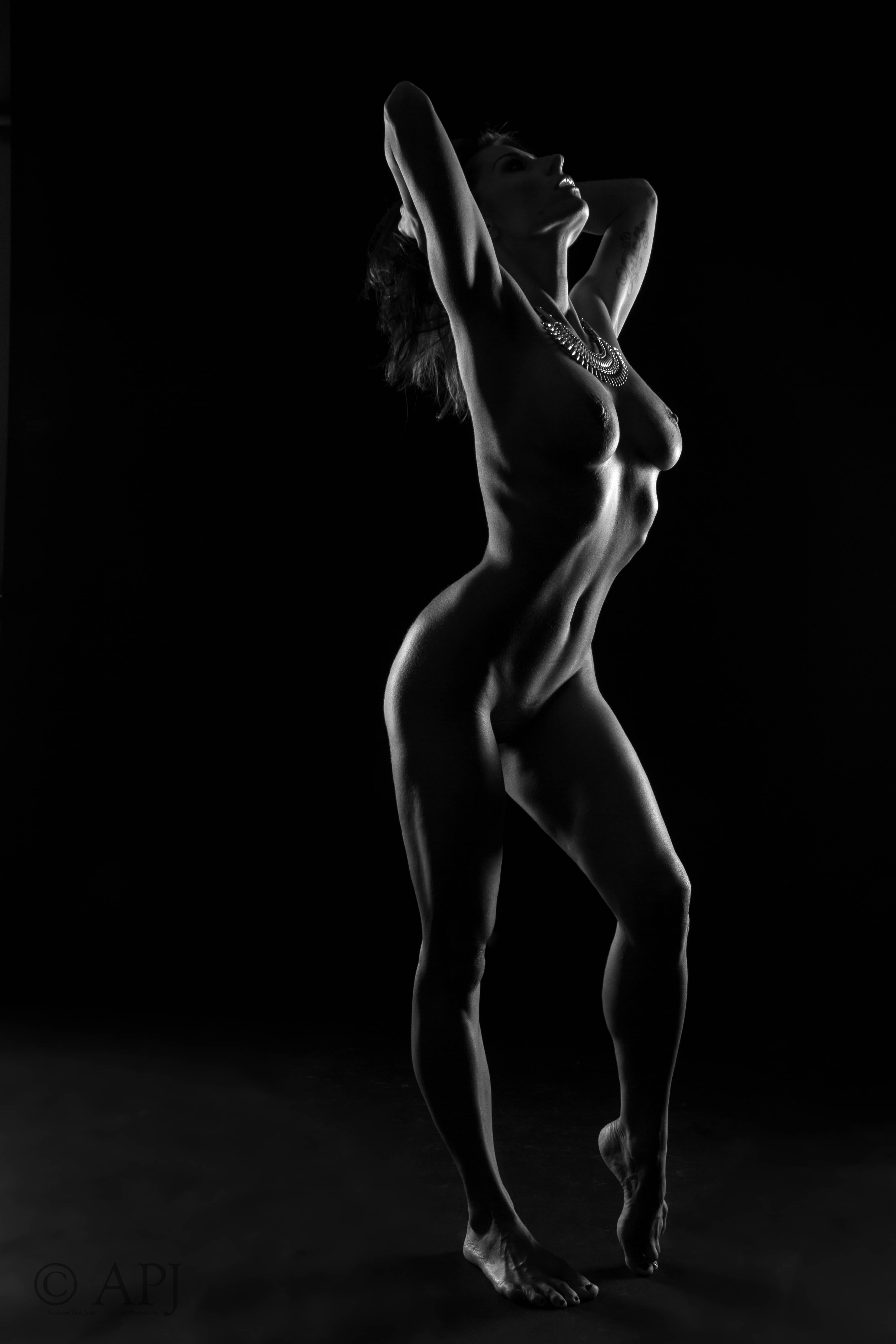 Session Simeth Akt lowkey 8097 Bearbeitet Bearbeitet