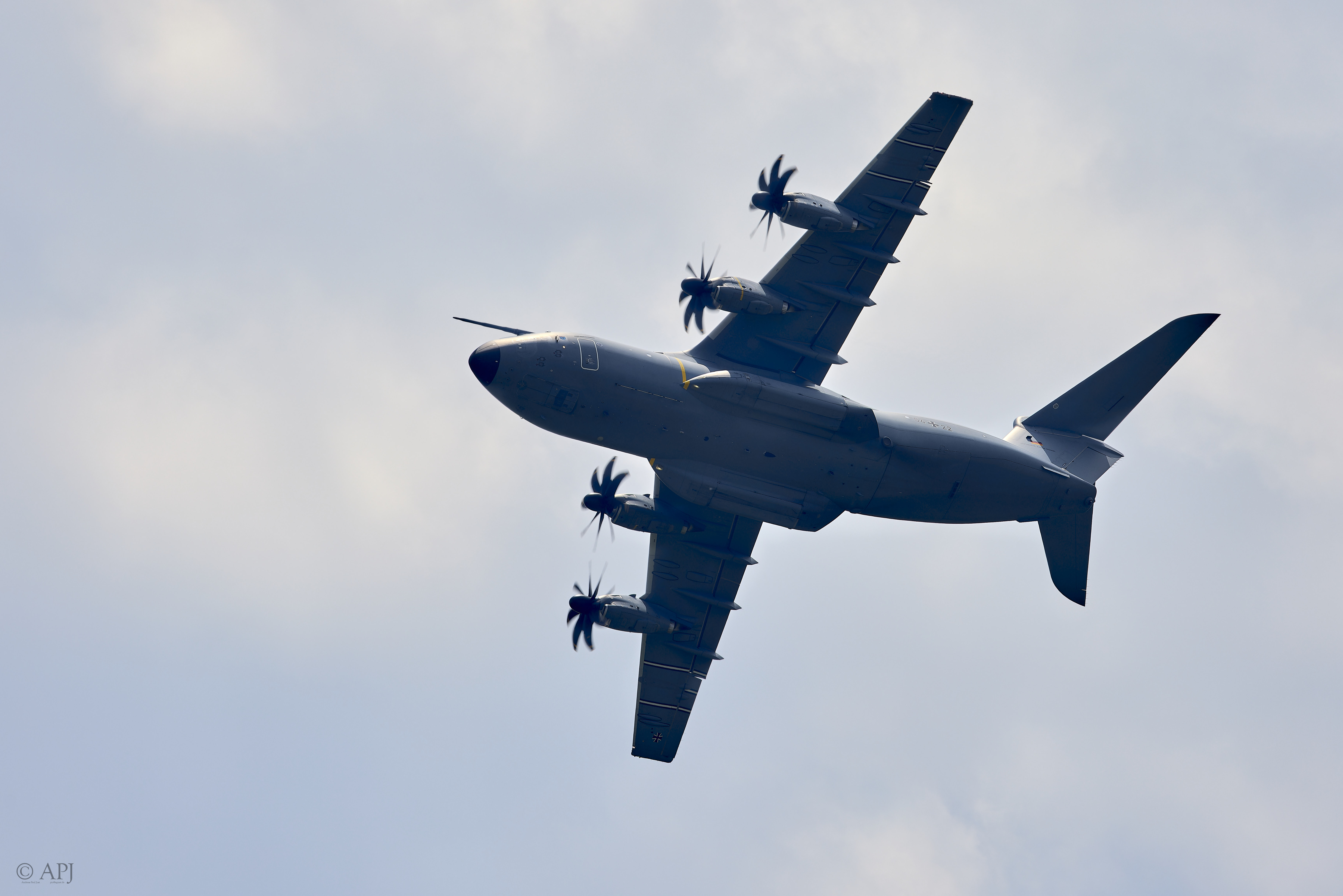 272 APJ A7A0664 CR3  DX3