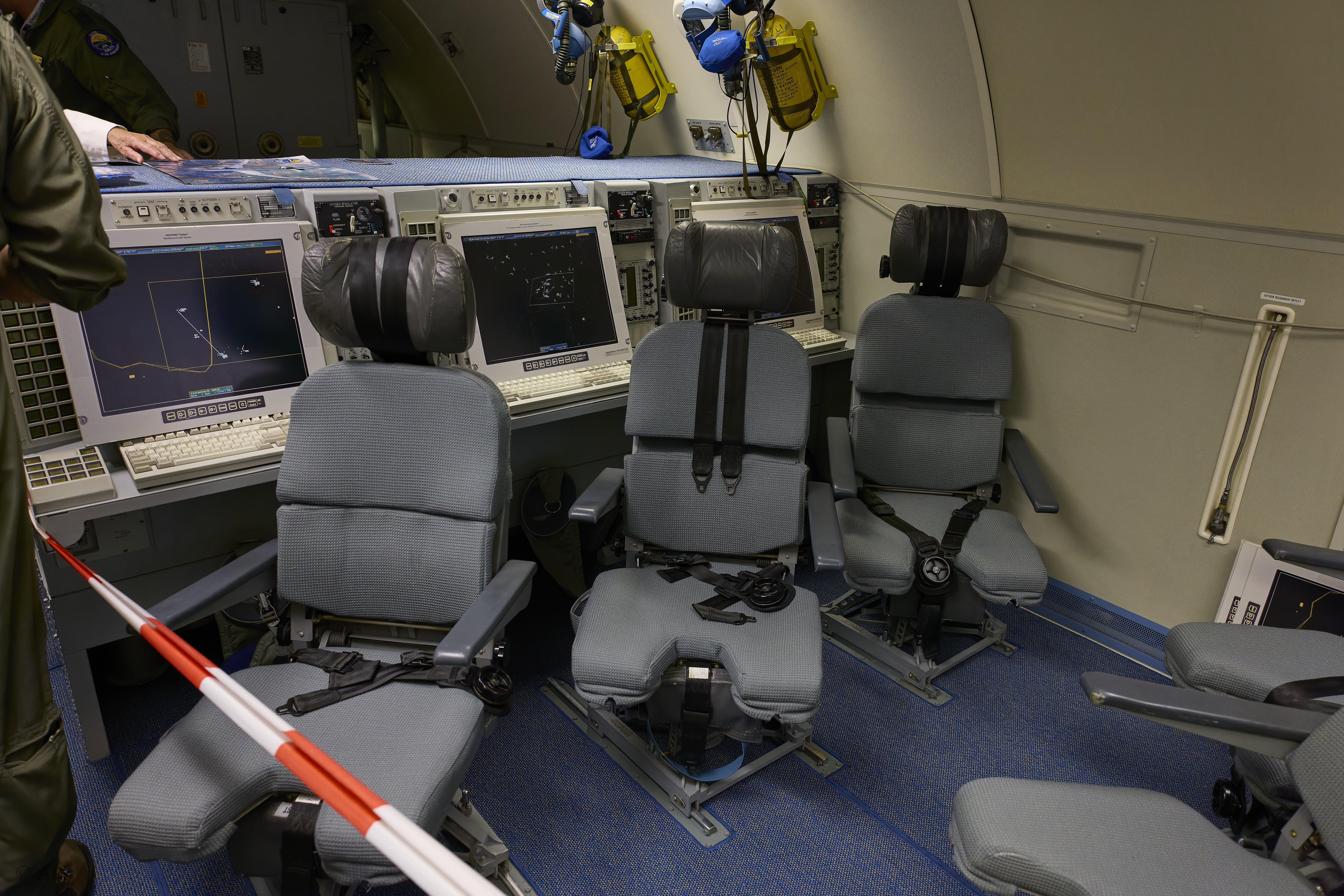 310 APJ A7A1415 CR3  DX3