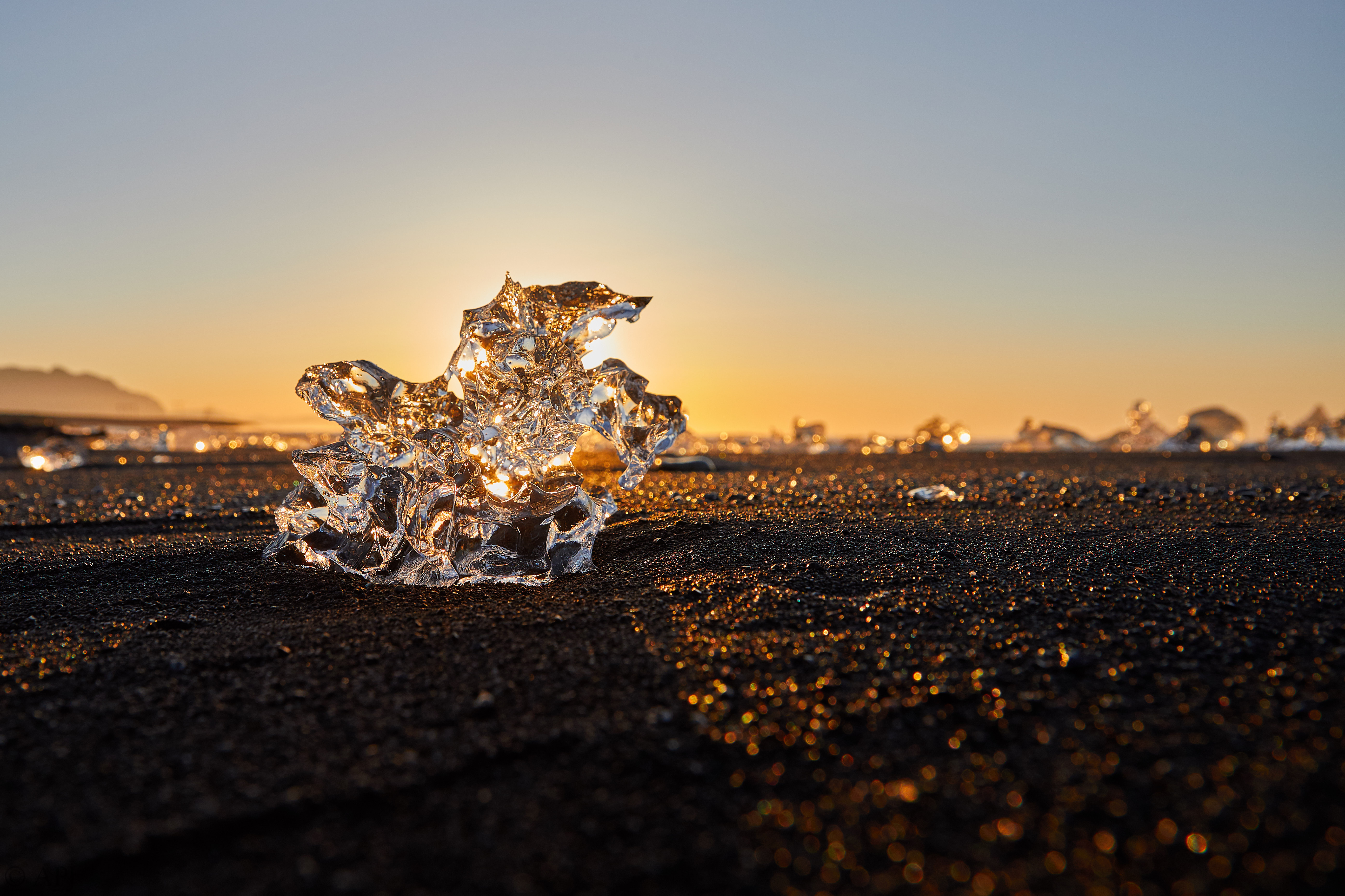 1366  073053000741 APJ 5704