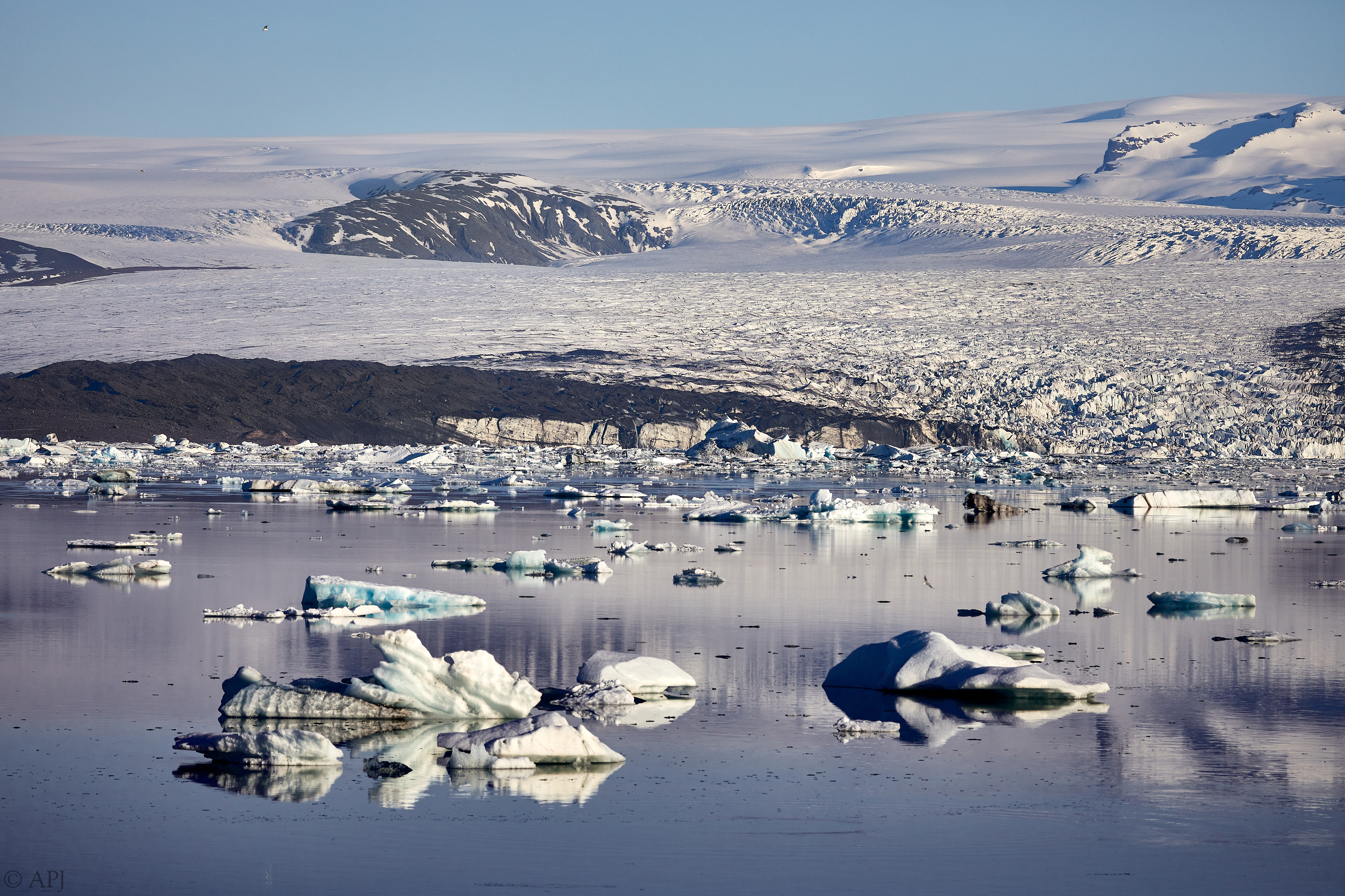 1527  073053000741 APJ 5865