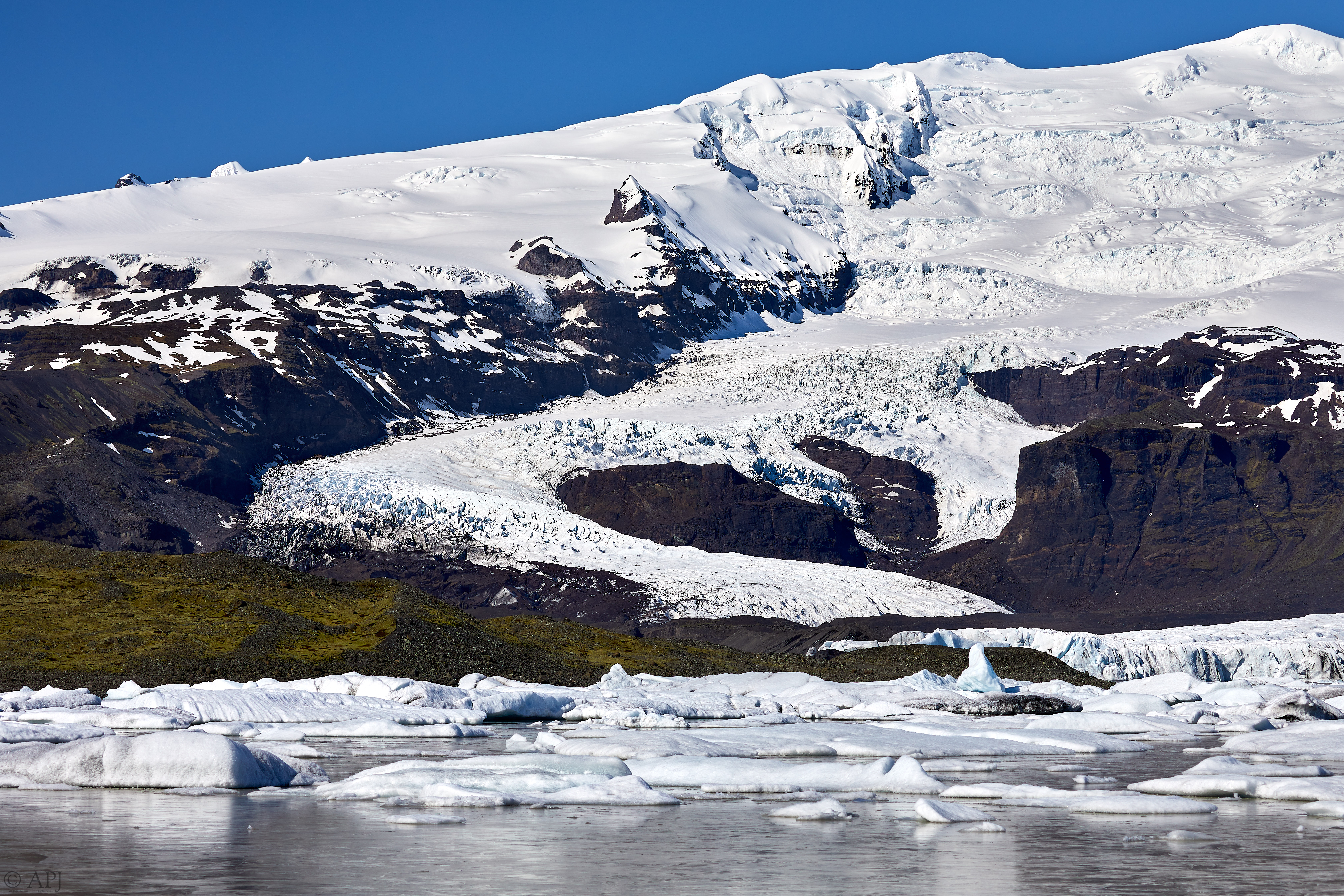 1616  073053000741 APJ 5954