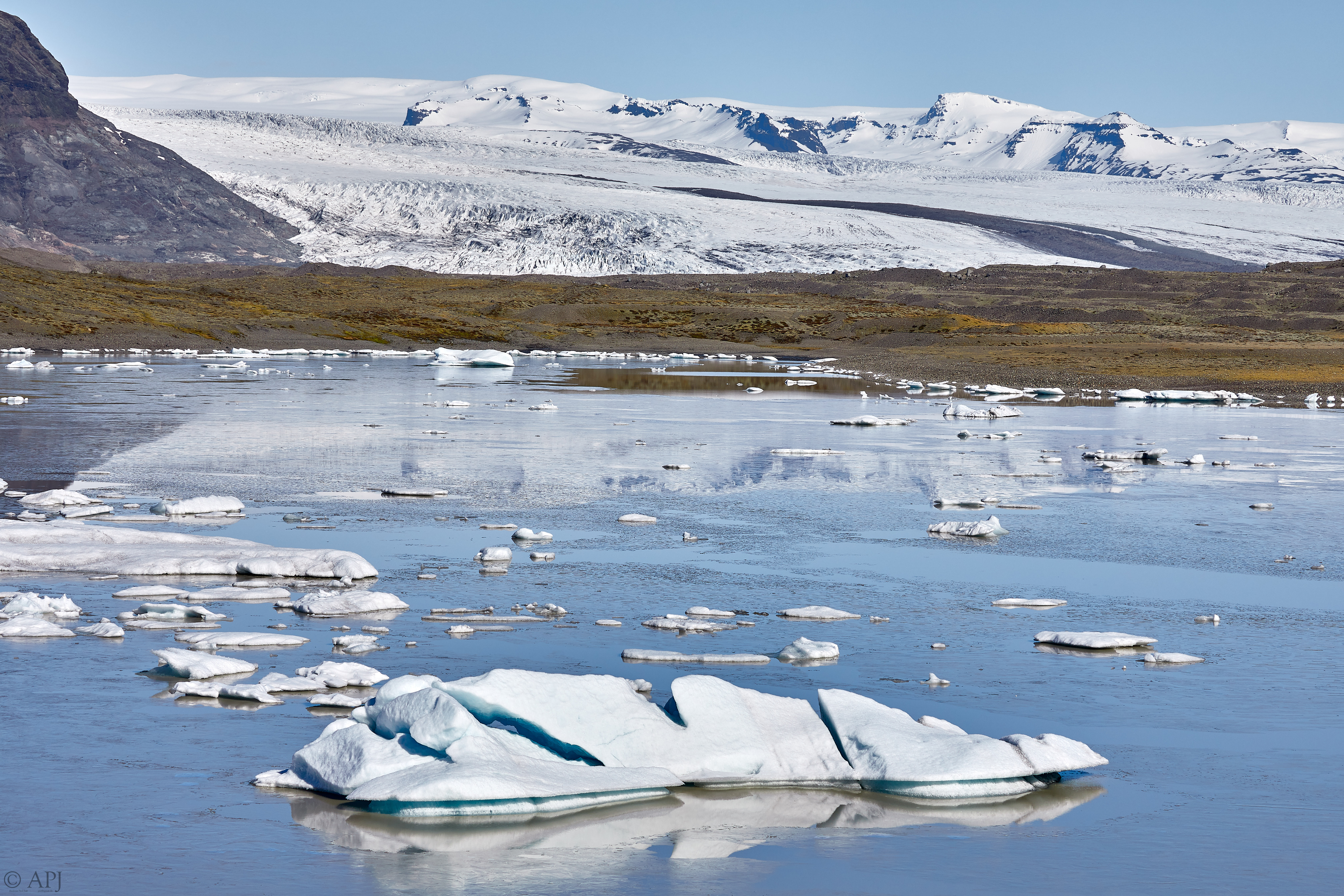 1624  073053000741 APJ 5962